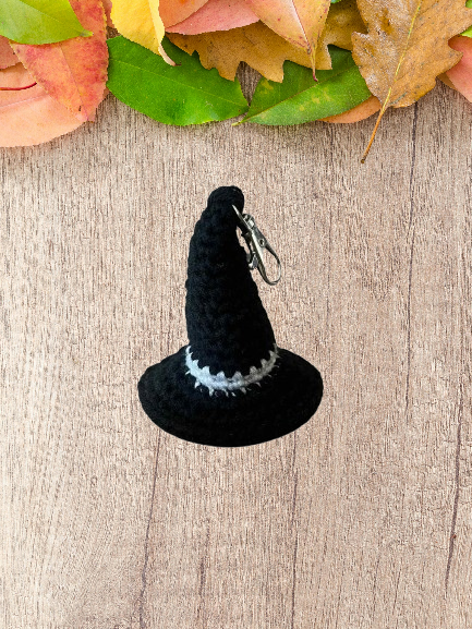 Chapeau de sorcière noir et gris